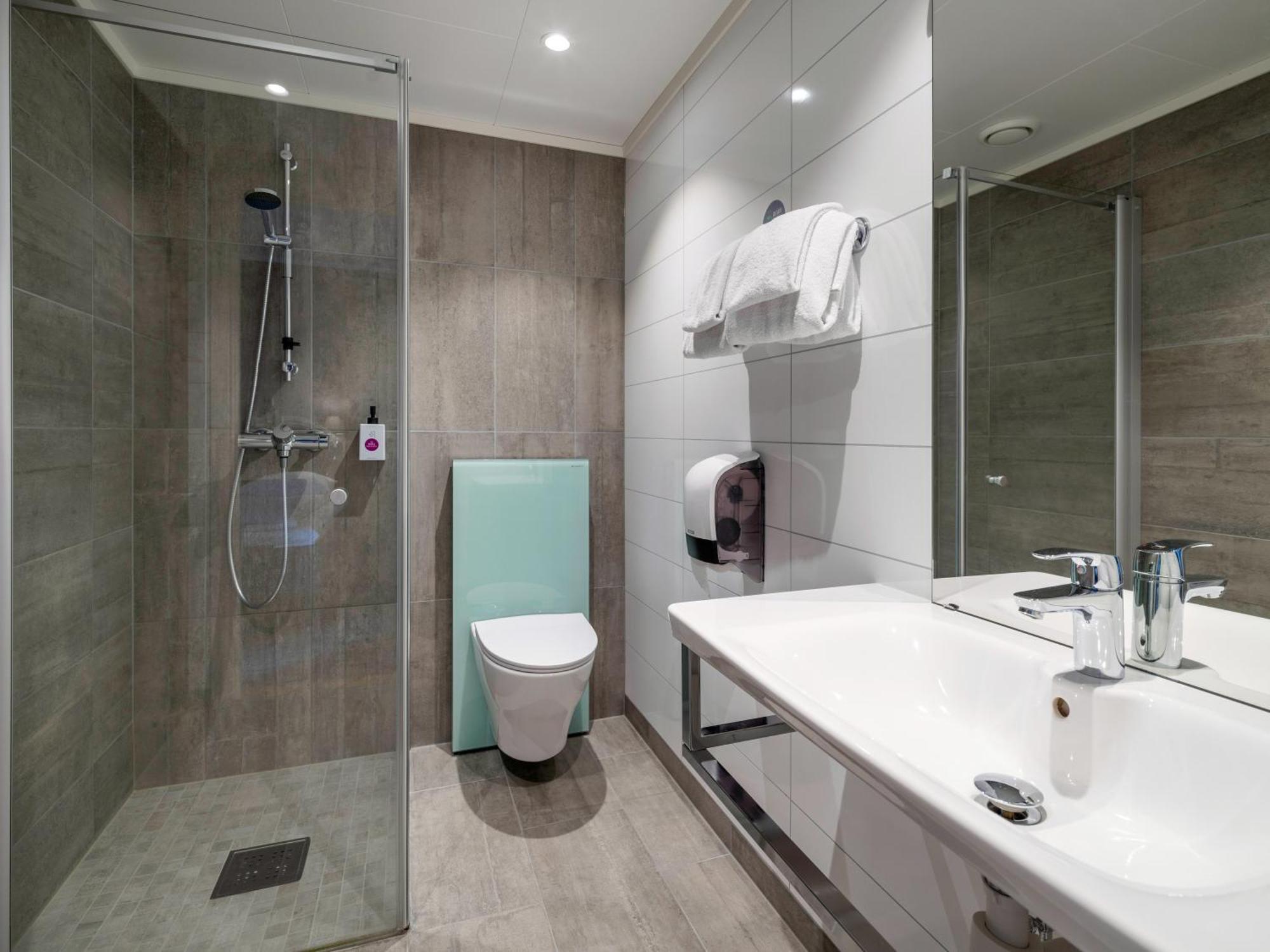 Comfort Hotel ฟินส์เนส ภายนอก รูปภาพ